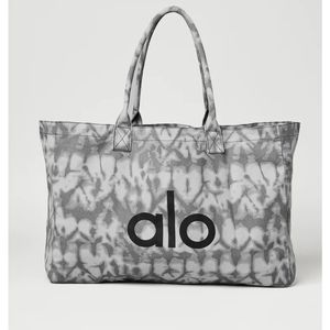 Alo yoga tote bag